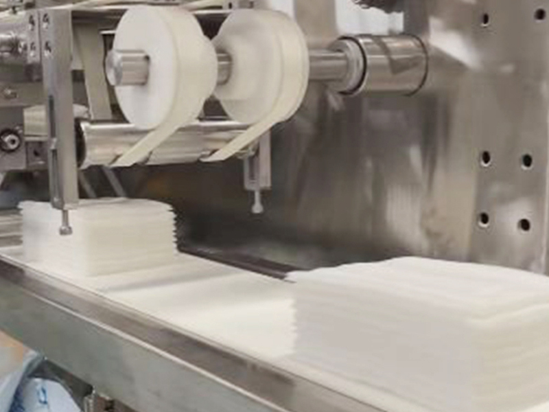 6道半自動濕巾機(jī)