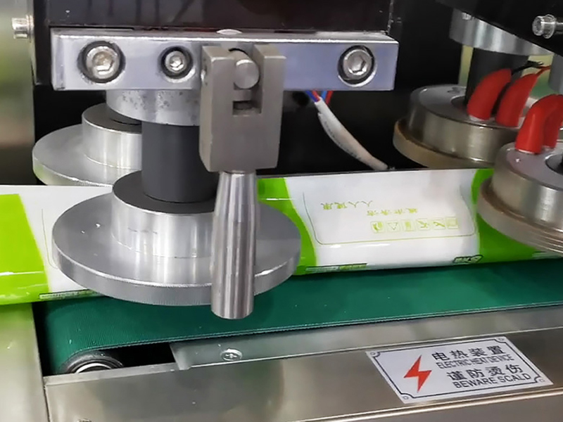 1-10片濕巾機(jī)